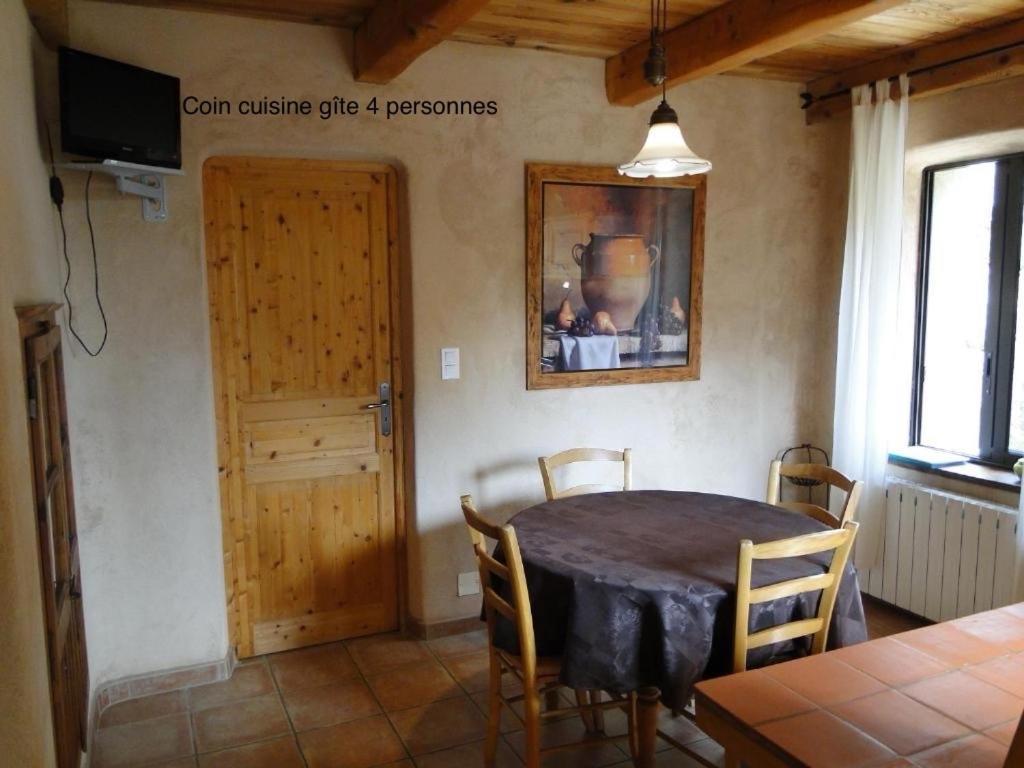 Mas De Sarjac Apartment Saint-Andéol-de-Vals Екстериор снимка
