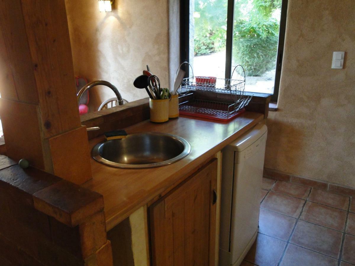 Mas De Sarjac Apartment Saint-Andéol-de-Vals Екстериор снимка